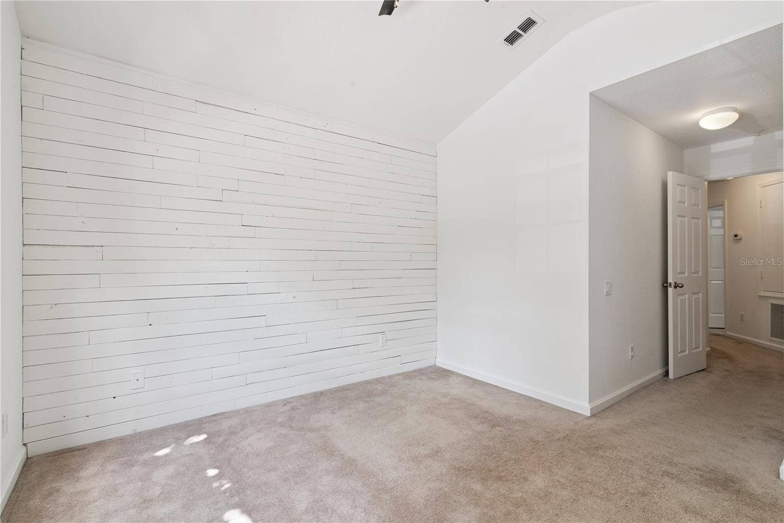 6887 SPERONE STREET, Orlando, FL 32819 6887 SPERONE STREET, Orlando, FL 32819