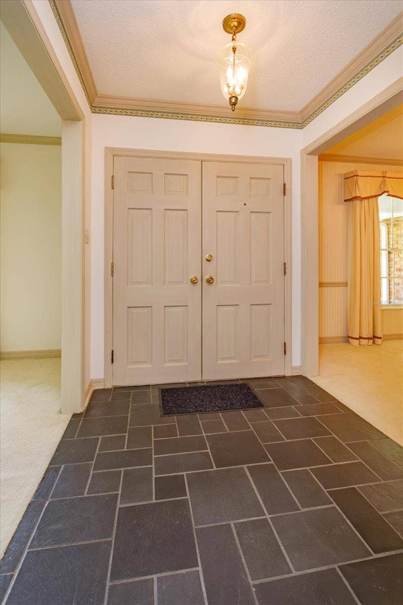 5019 GRAN LAC AVENUE, Orlando, FL 32812 Entry foyer