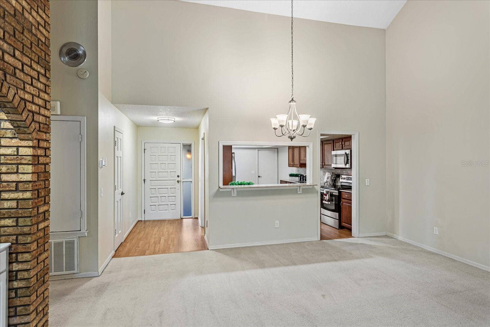 179 GOLF CLUB DRIVE, Longwood, FL 32779 Dining area, perfect for family get togethers and entertaining