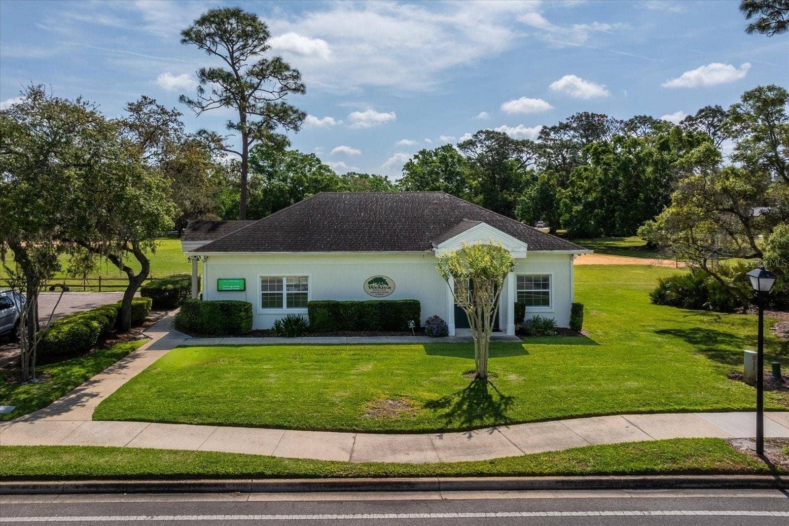 179 GOLF CLUB DRIVE, Longwood, FL 32779 Wekiva Hunt Club HOA Center