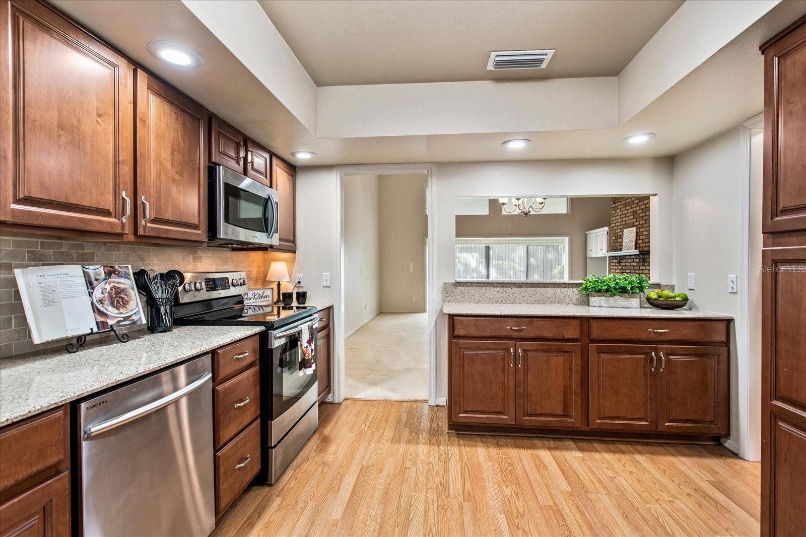 179 GOLF CLUB DRIVE, Longwood, FL 32779 Kitchen
