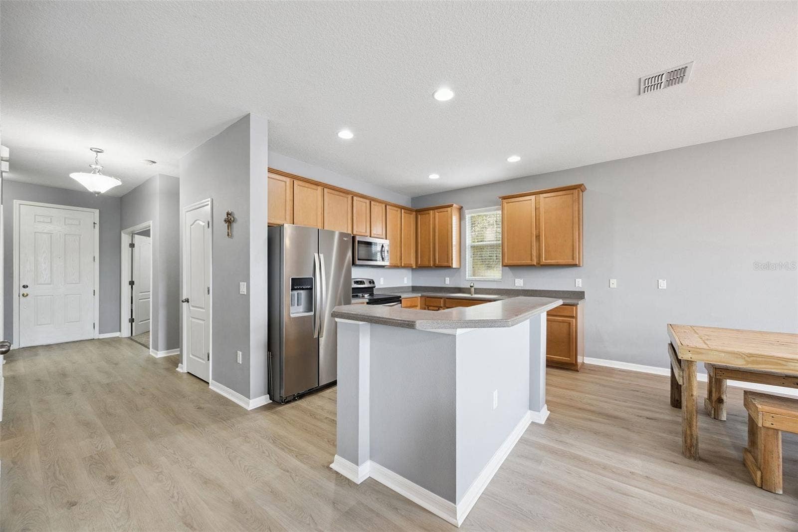 381 MISTY OAKS LANE, Eustis, FL 32736