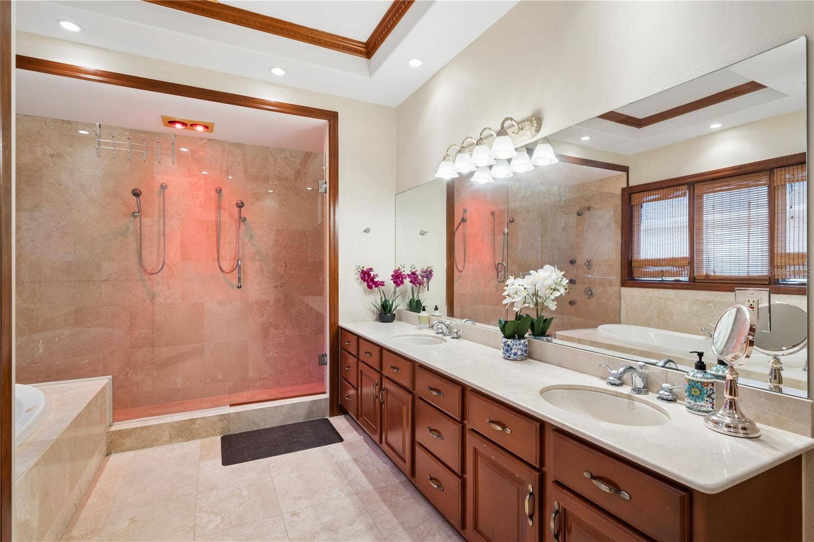 1041 SWEETWATER CLUB BOULEVARD, Longwood, FL 32779 Downstairs Primary Bed 2 Ensuite