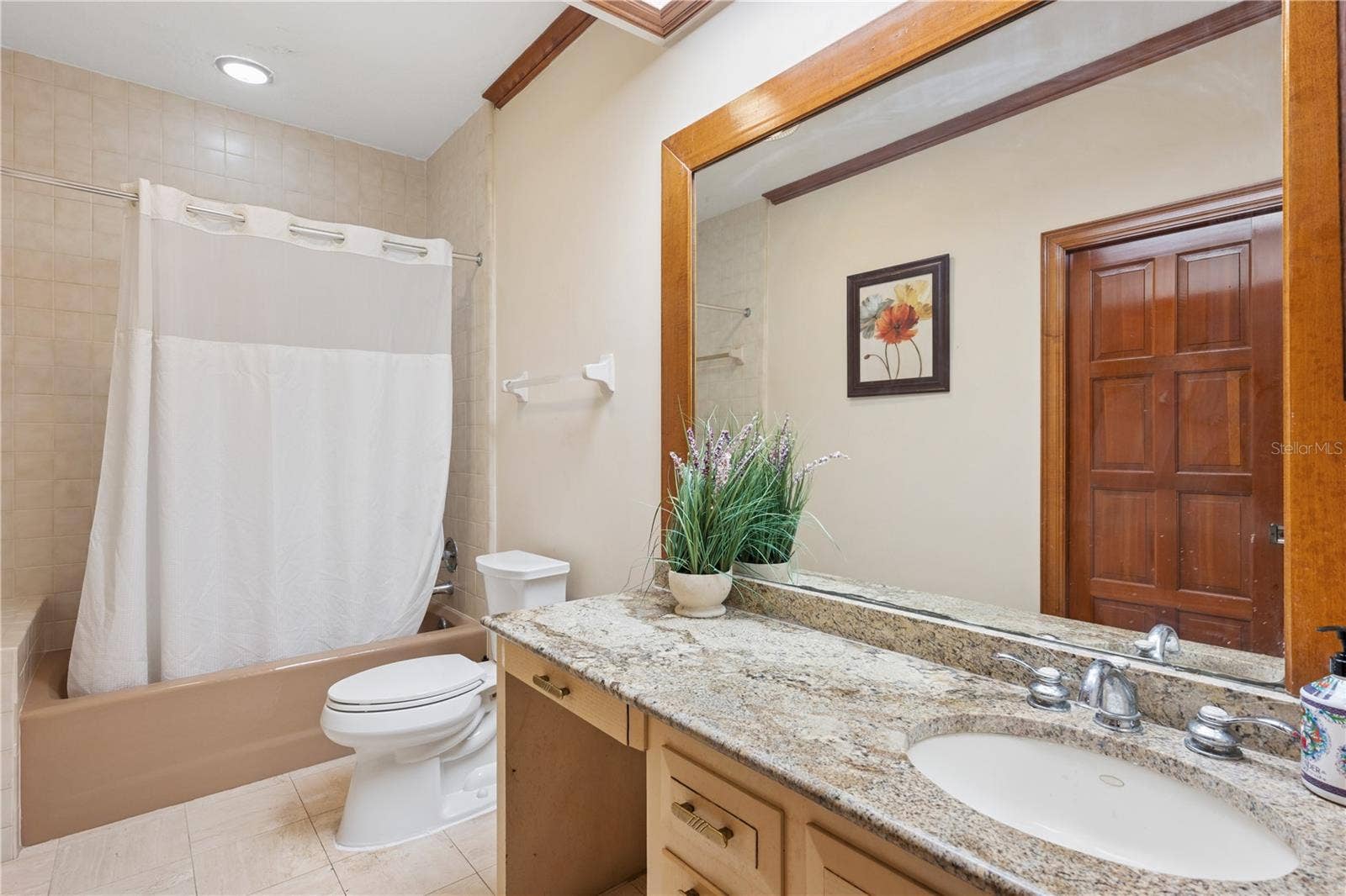1041 SWEETWATER CLUB BOULEVARD, Longwood, FL 32779 Office Full Bath