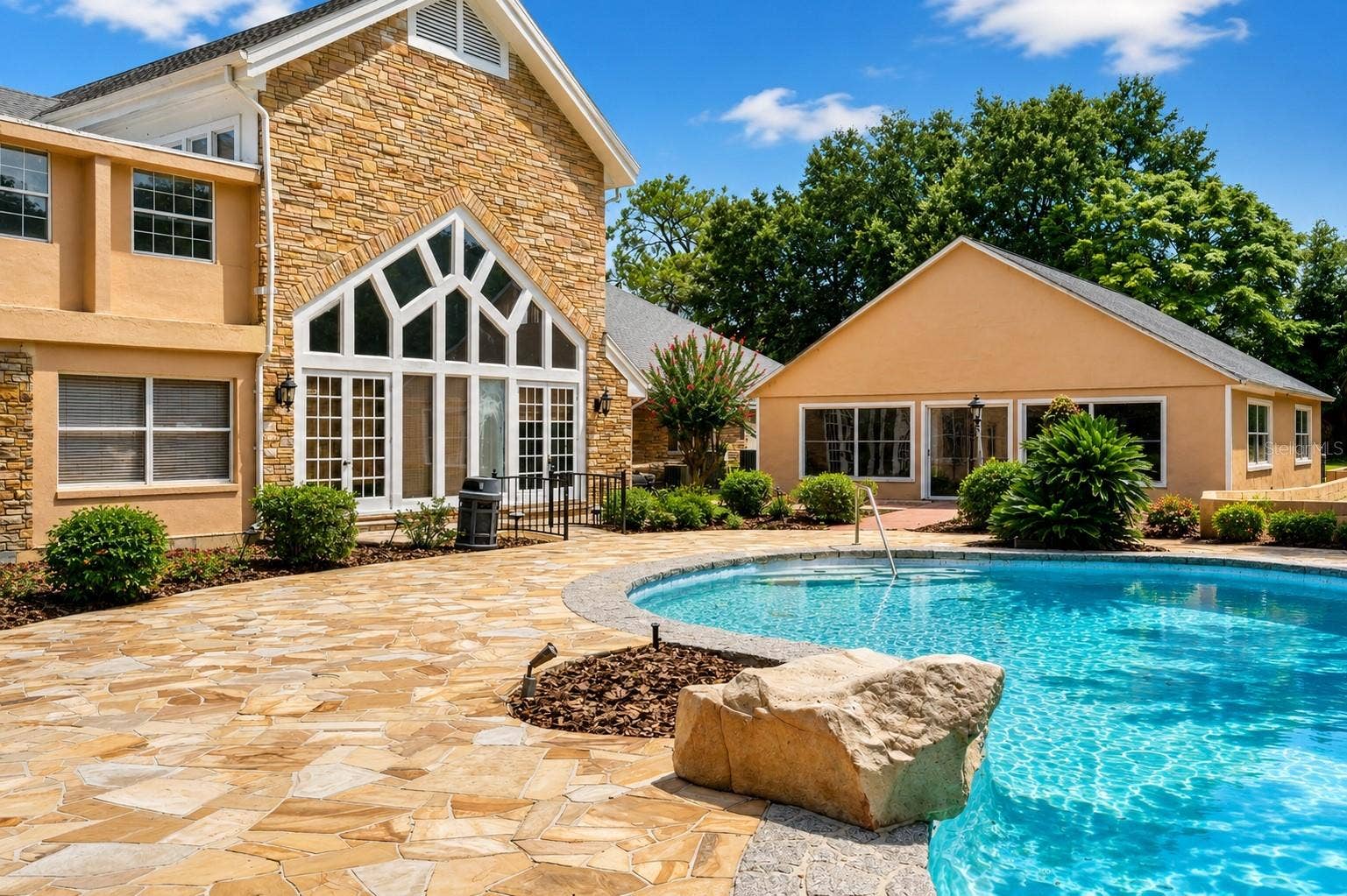 1041 SWEETWATER CLUB BOULEVARD, Longwood, FL 32779 Resort-Style Pool