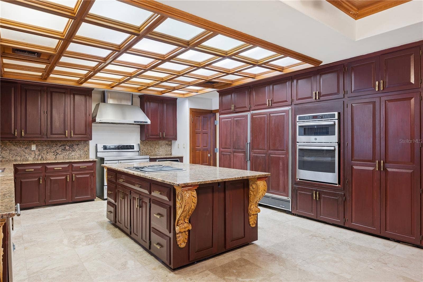 1041 SWEETWATER CLUB BOULEVARD, Longwood, FL 32779 Built in Fridge