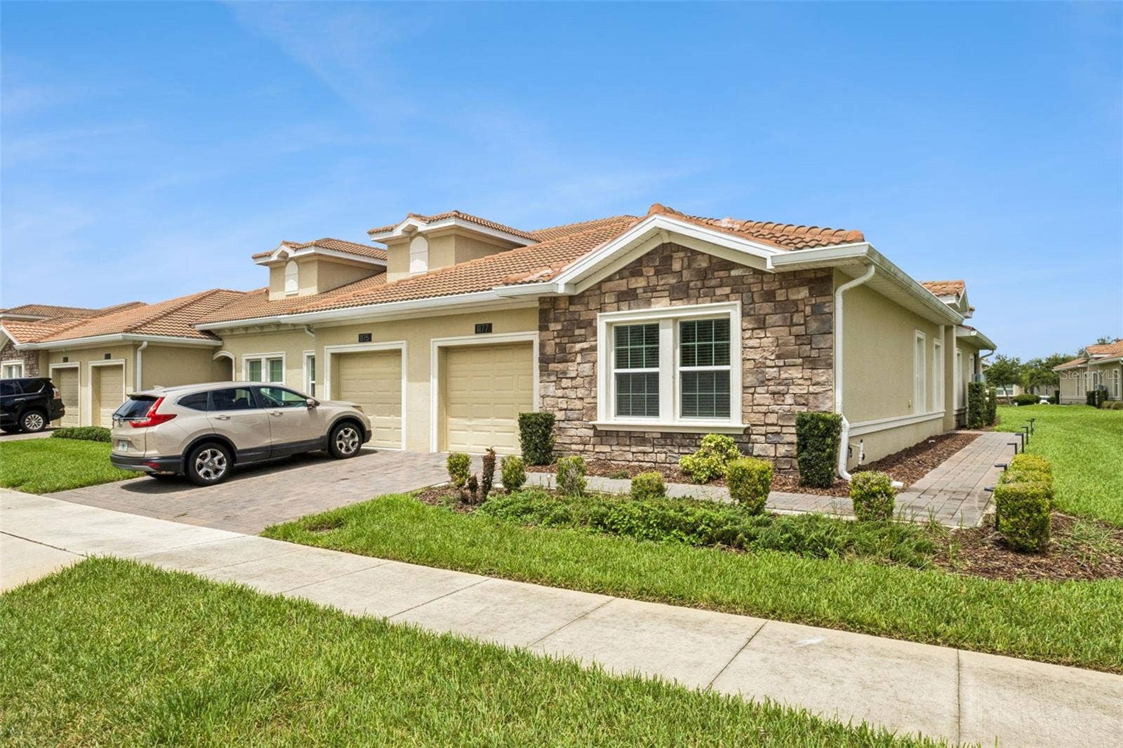 1177 TRAPPERS TRAIL LOOP, Davenport, FL 33896 Corner Unit