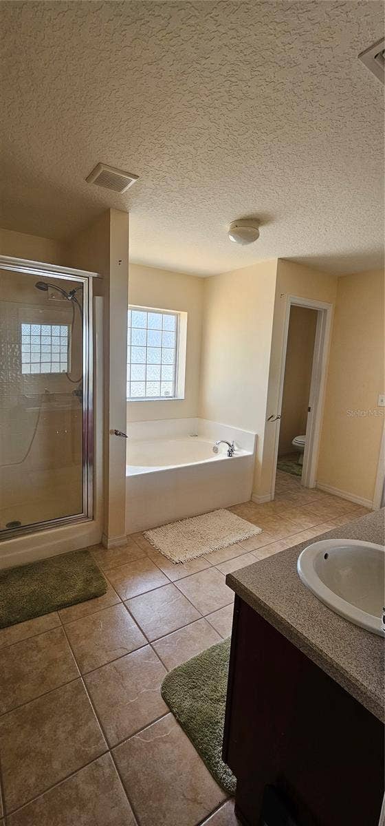 23705 MILFORD DRIVE, Eustis, FL 32736