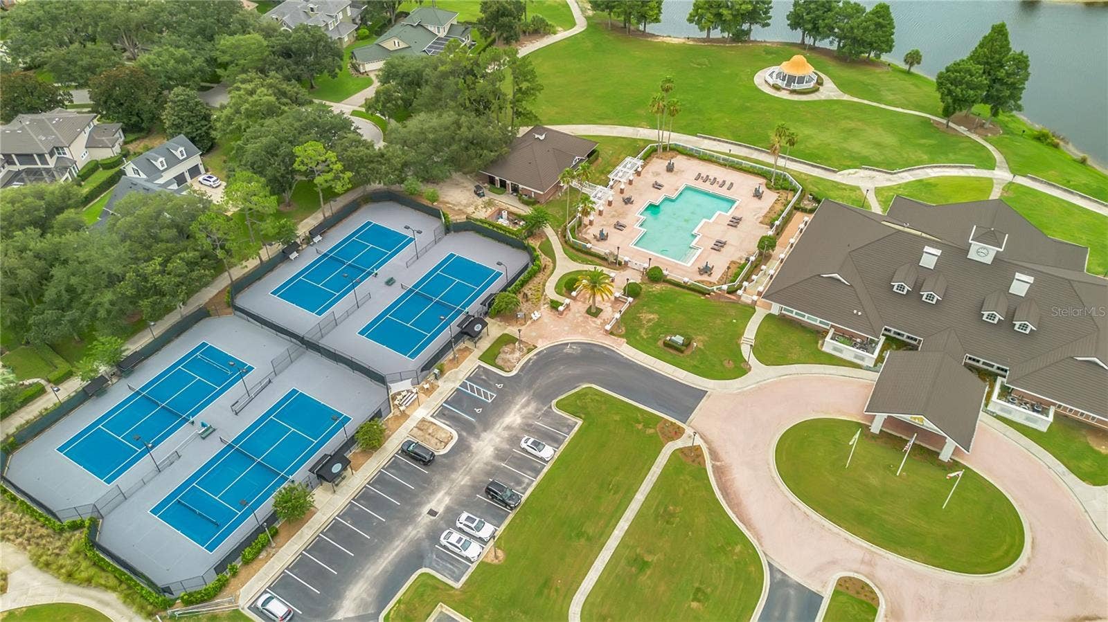 8344 BOWDEN WAY, Windermere, FL 34786 8344 BOWDEN WAY, Windermere, FL 34786