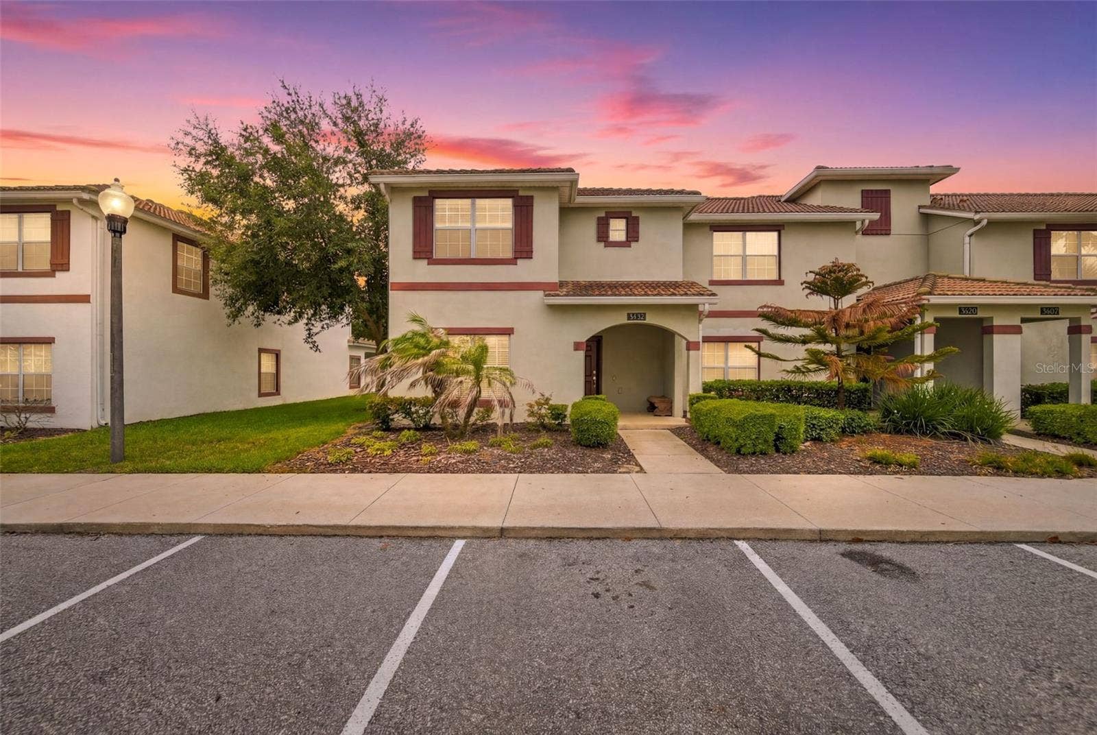 1582 MOON VALLEY DRIVE, Davenport, FL 33896 1582 MOON VALLEY DRIVE, Davenport, FL 33896