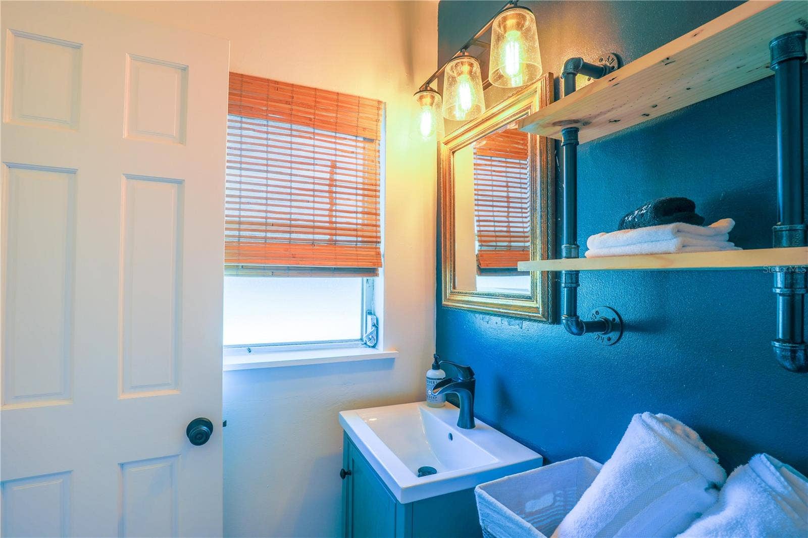 901 HARMON AVENUE, Winter Park, FL 32789 901 HARMON AVENUE, Winter Park, FL 32789