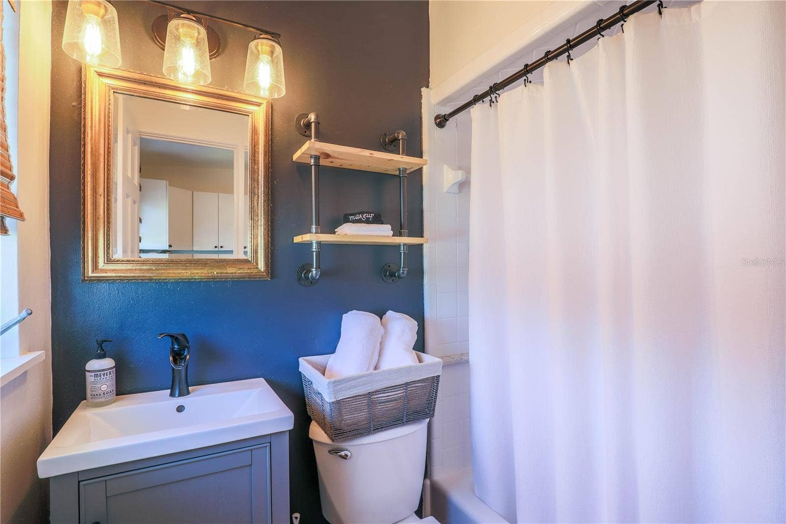 901 HARMON AVENUE, Winter Park, FL 32789 901 HARMON AVENUE, Winter Park, FL 32789
