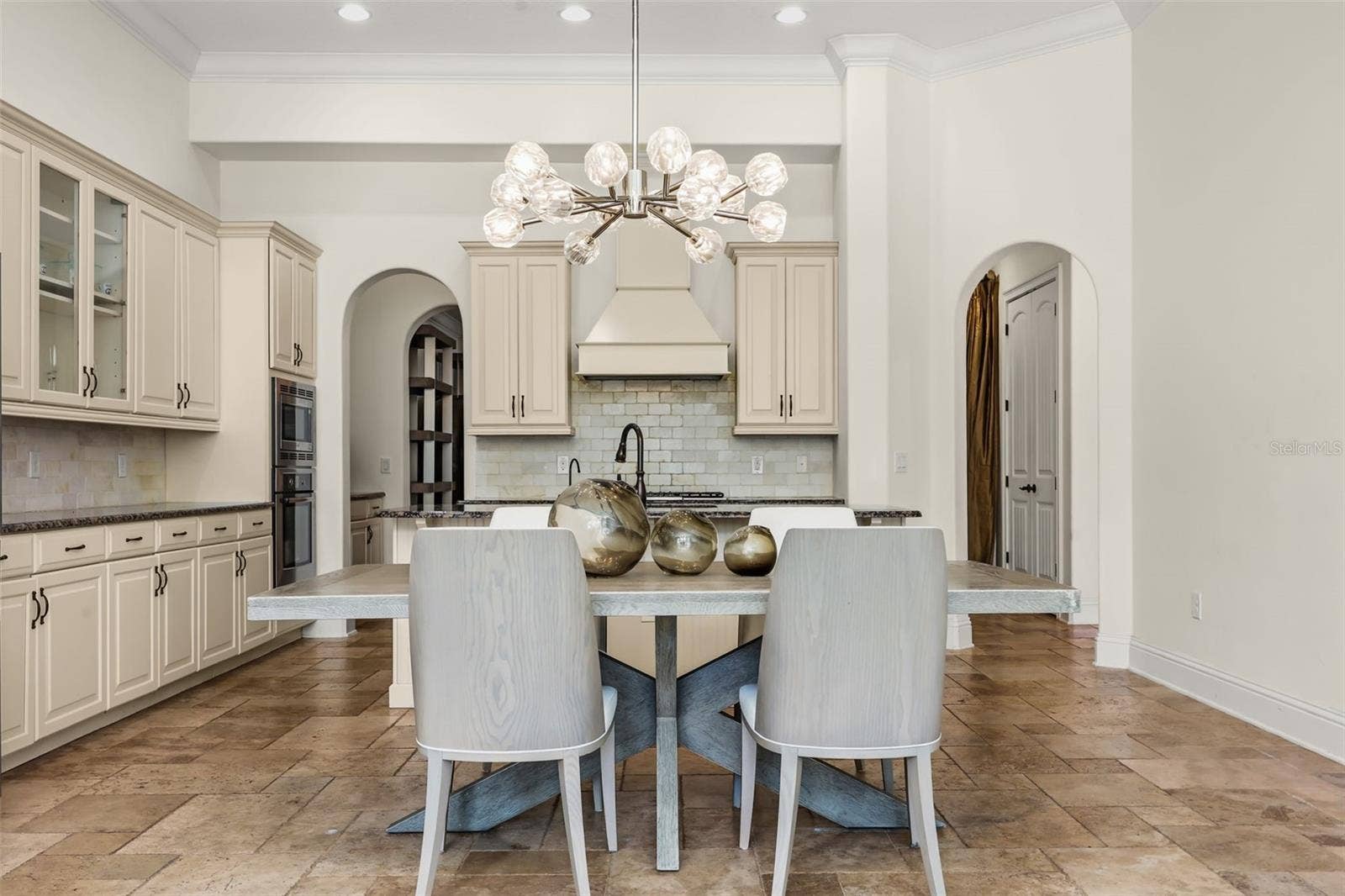 12417 MONTALCINO CIRCLE, Windermere, FL 34786