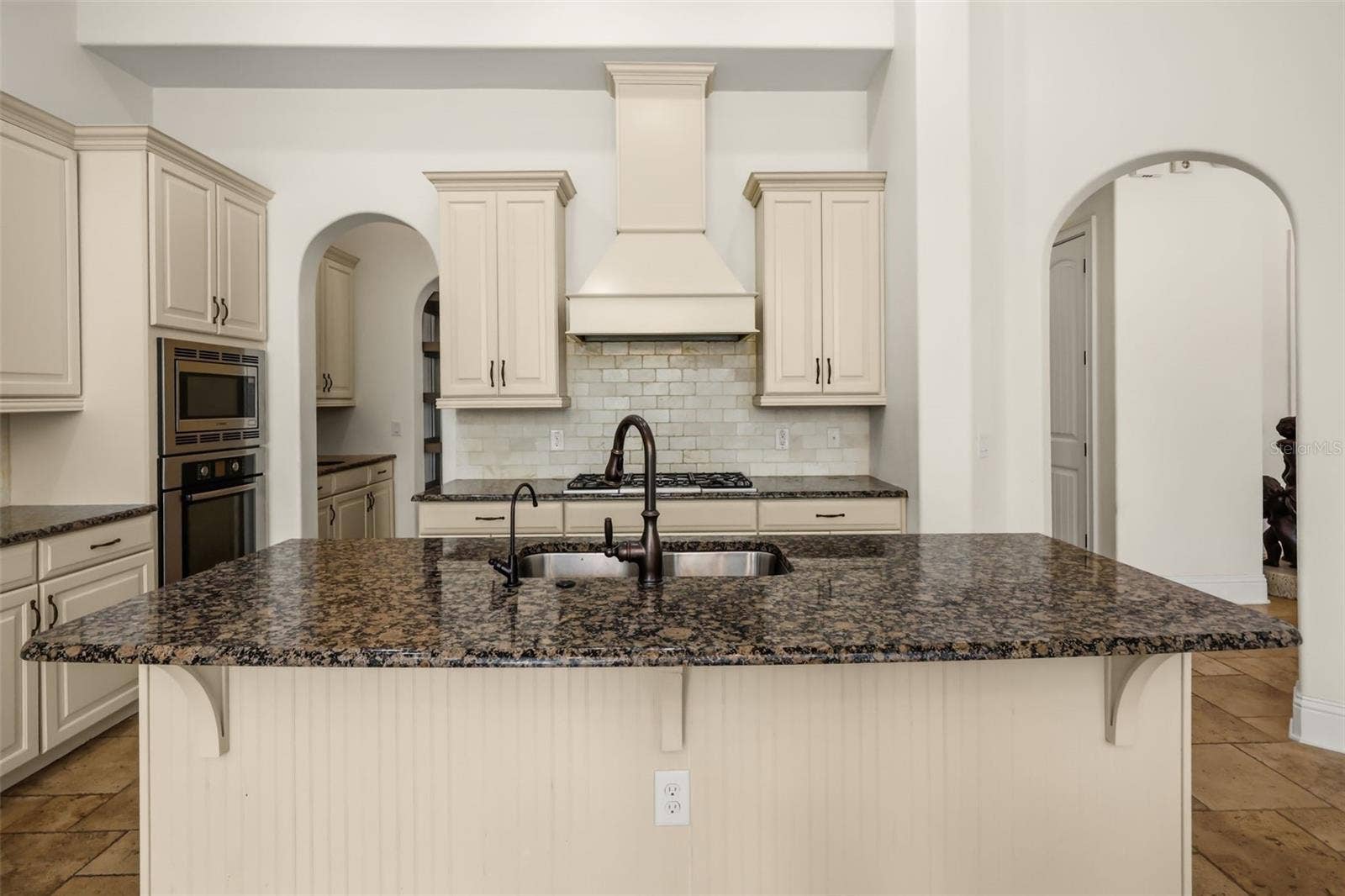 12417 MONTALCINO CIRCLE, Windermere, FL 34786