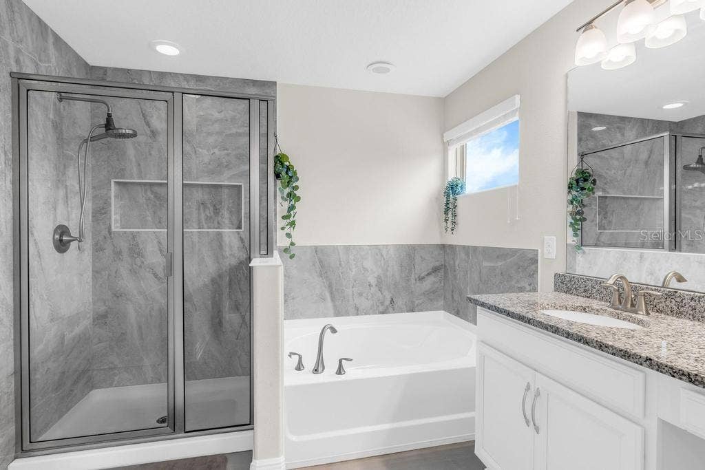 15512 FOUNTAIN COVE COURT, Winter Garden, FL 34787 15512 FOUNTAIN COVE COURT, Winter Garden, FL 34787
