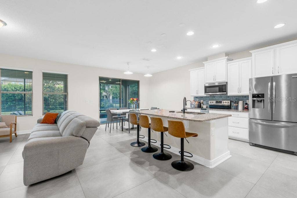 15512 FOUNTAIN COVE COURT, Winter Garden, FL 34787 15512 FOUNTAIN COVE COURT, Winter Garden, FL 34787