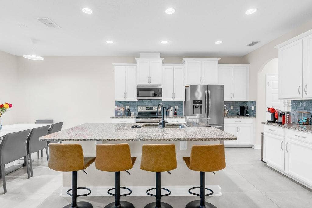 15512 FOUNTAIN COVE COURT, Winter Garden, FL 34787 15512 FOUNTAIN COVE COURT, Winter Garden, FL 34787