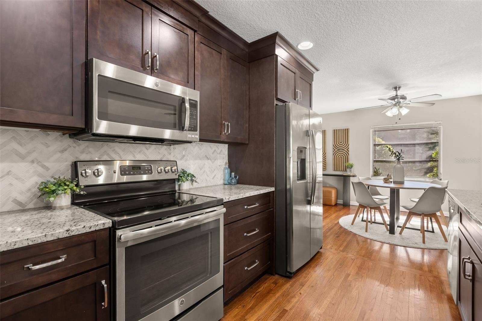 820 RUGBY STREET, Orlando, FL 32804 820 RUGBY STREET, Orlando, FL 32804
