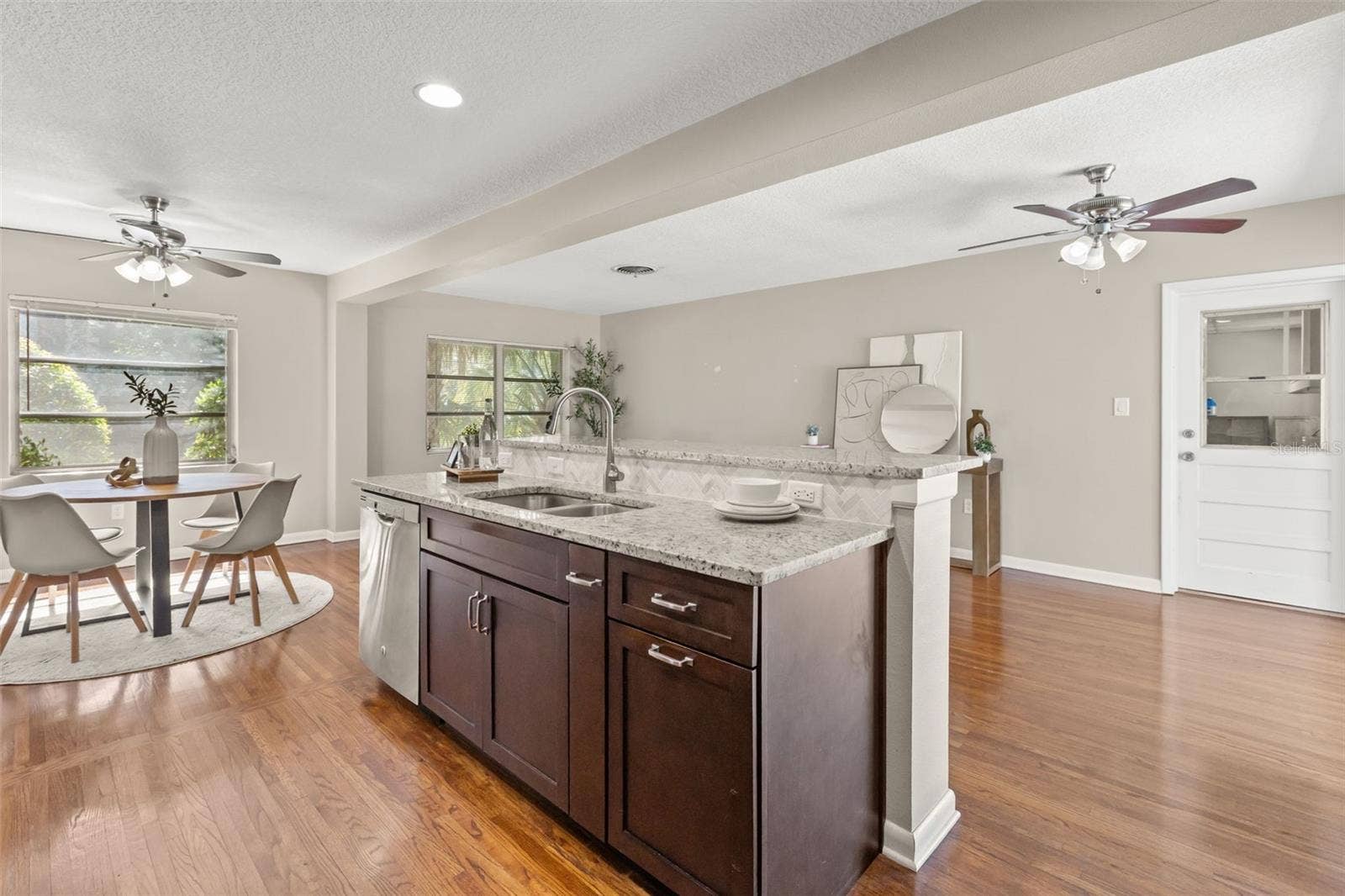 820 RUGBY STREET, Orlando, FL 32804 820 RUGBY STREET, Orlando, FL 32804