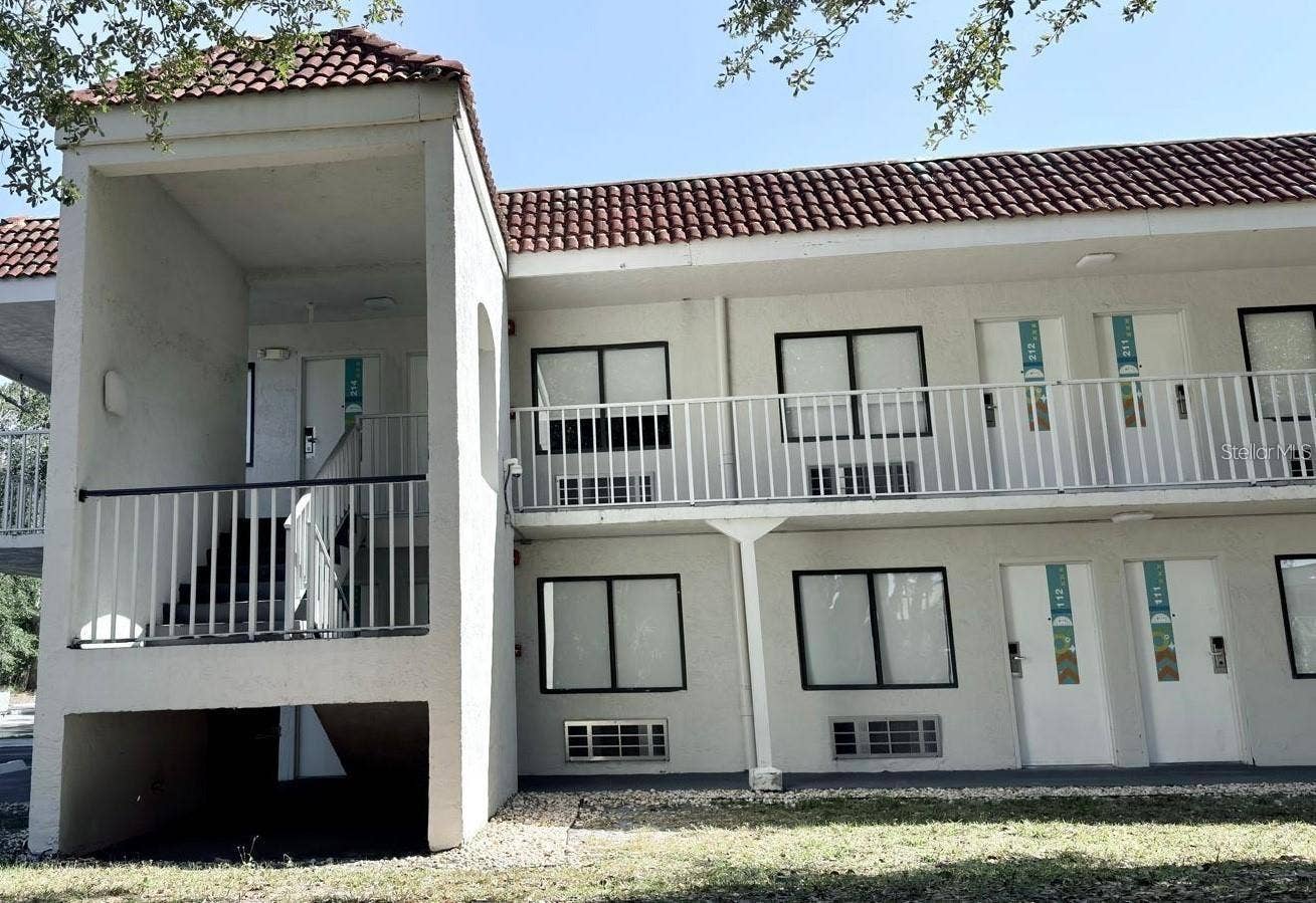 5367 W IRLO BRONSON MEMORIAL HIGHWAY, #2-214, Kissimmee, FL 34746 Building