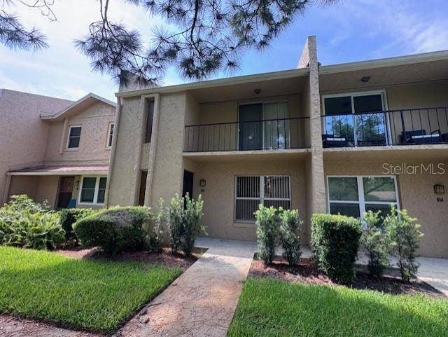 Property photo for 916 PARK LAKE CIRCLE, #34, Maitland, FL
