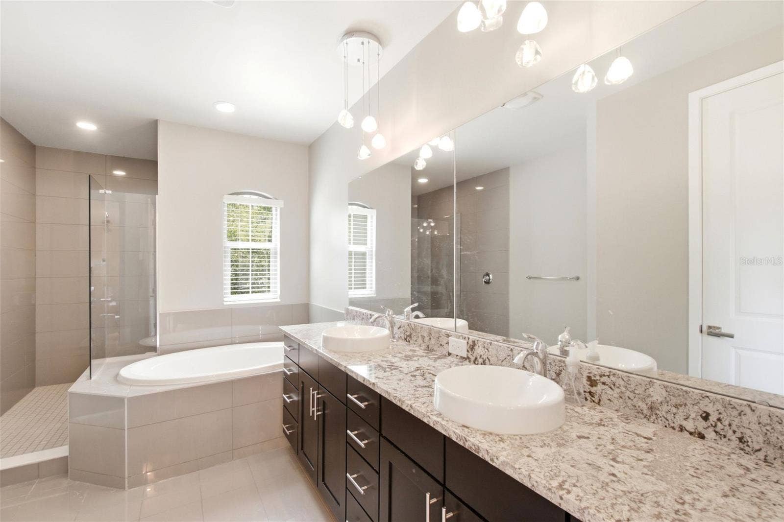 7689 TOSCANA BOULEVARD, Orlando, FL 32819 7689 TOSCANA BOULEVARD, Orlando, FL 32819