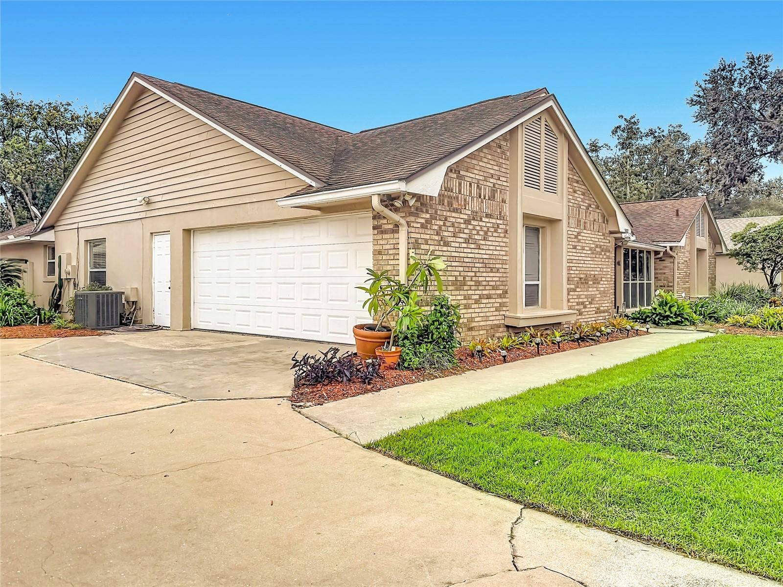 5427 SAGO PALM COURT, Orlando, FL 32819 5427 SAGO PALM COURT, Orlando, FL 32819