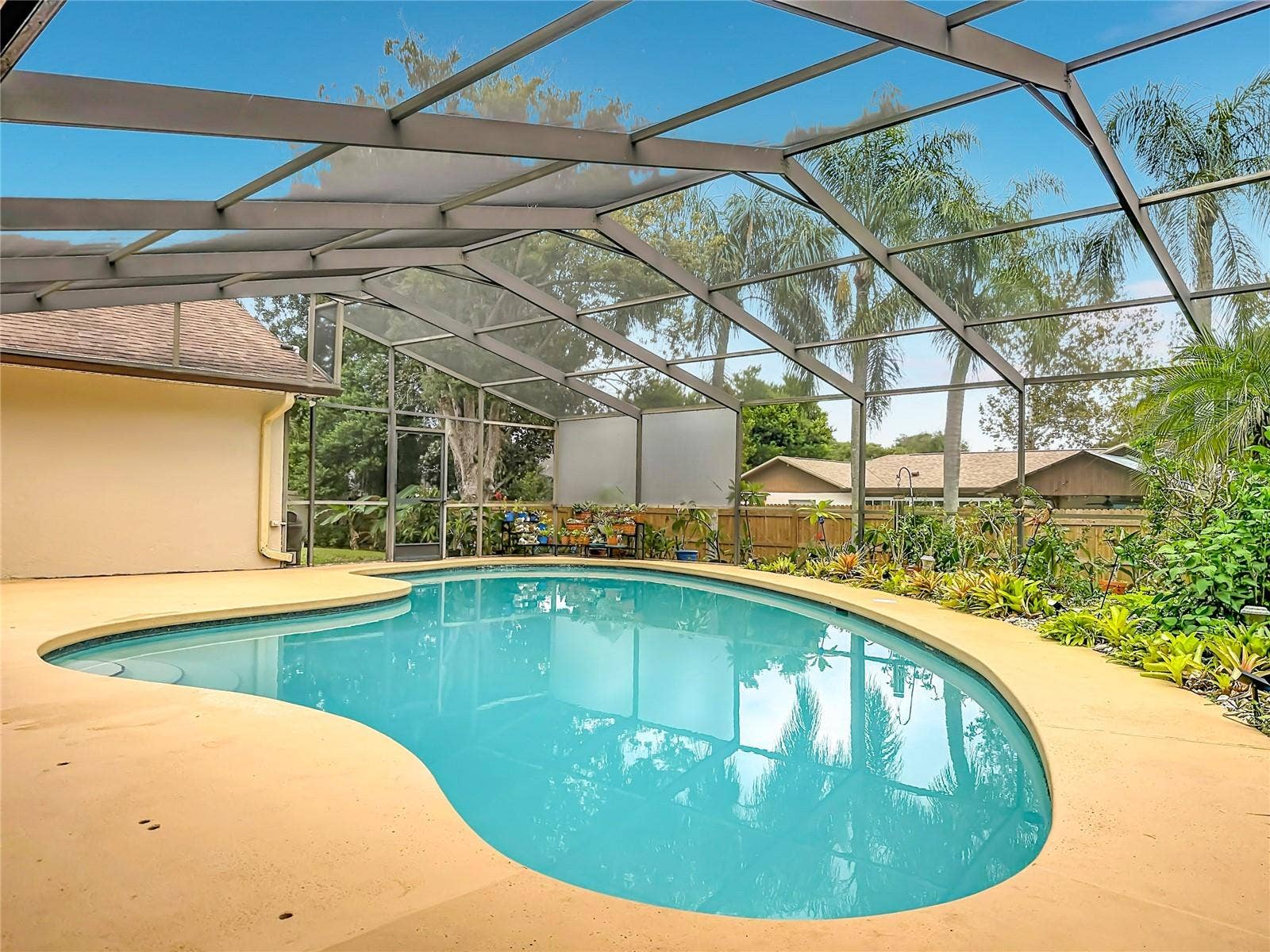 5427 SAGO PALM COURT, Orlando, FL 32819 5427 SAGO PALM COURT, Orlando, FL 32819