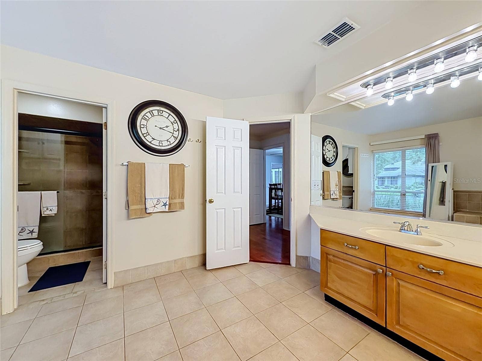 5427 SAGO PALM COURT, Orlando, FL 32819 5427 SAGO PALM COURT, Orlando, FL 32819