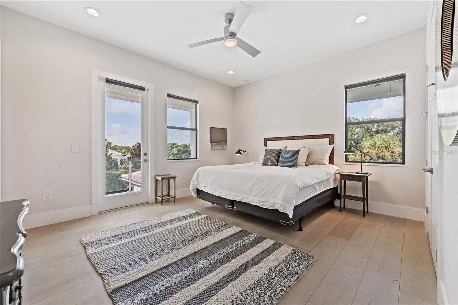 6159 HARBOUR TOWN COURT, Orlando, FL 32819 6159 HARBOUR TOWN COURT, Orlando, FL 32819