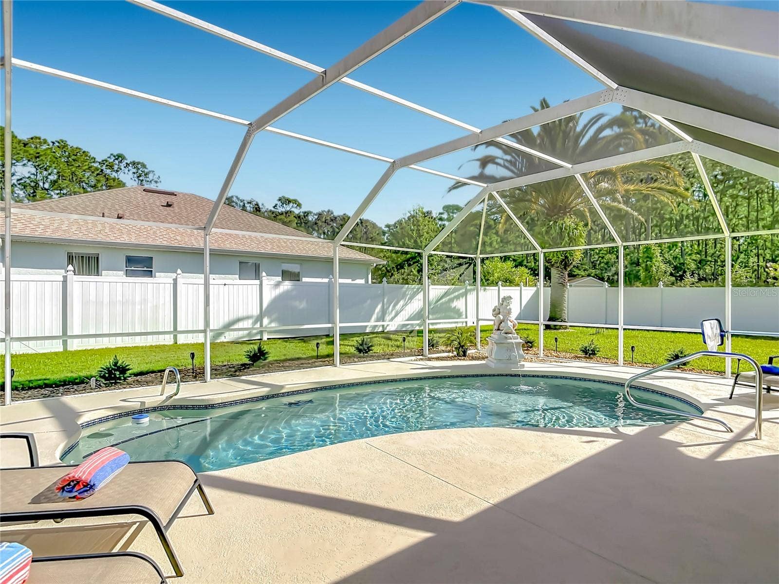 1 EASTMOOR LANE, Palm Coast, FL 32164