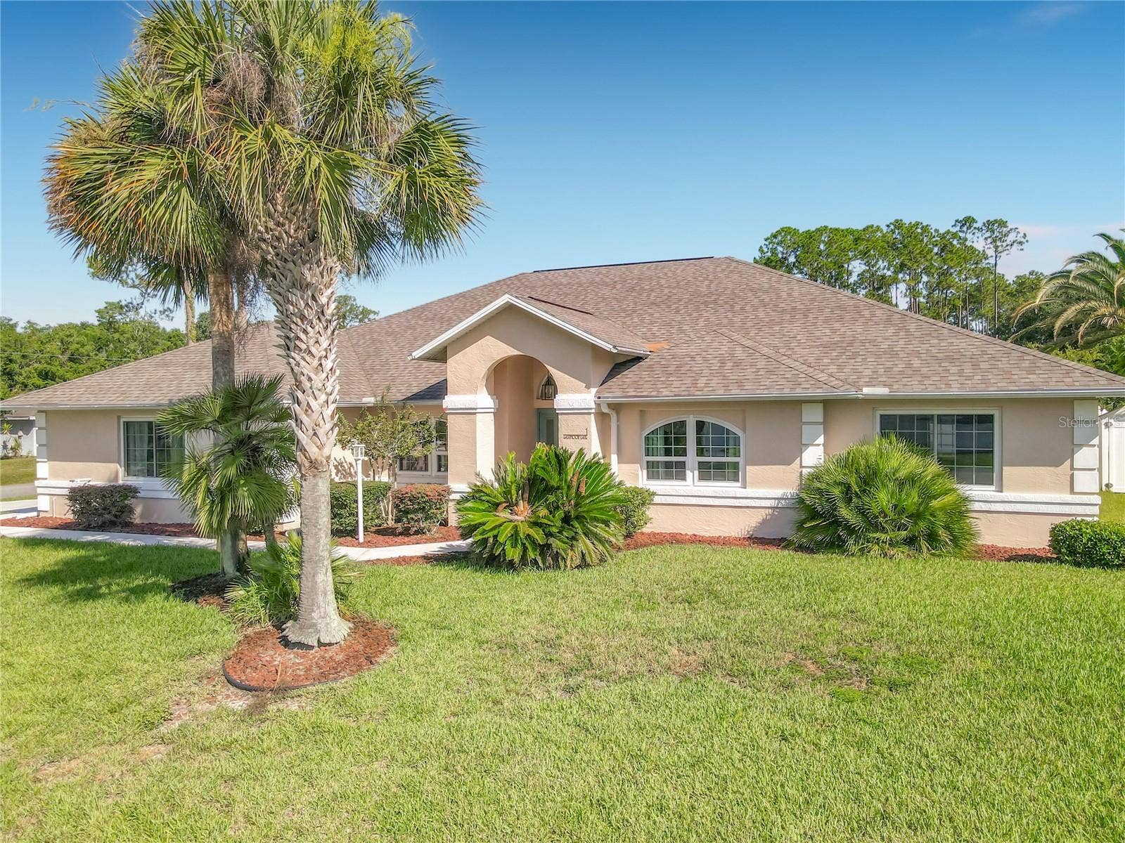 1 EASTMOOR LANE, Palm Coast, FL 32164