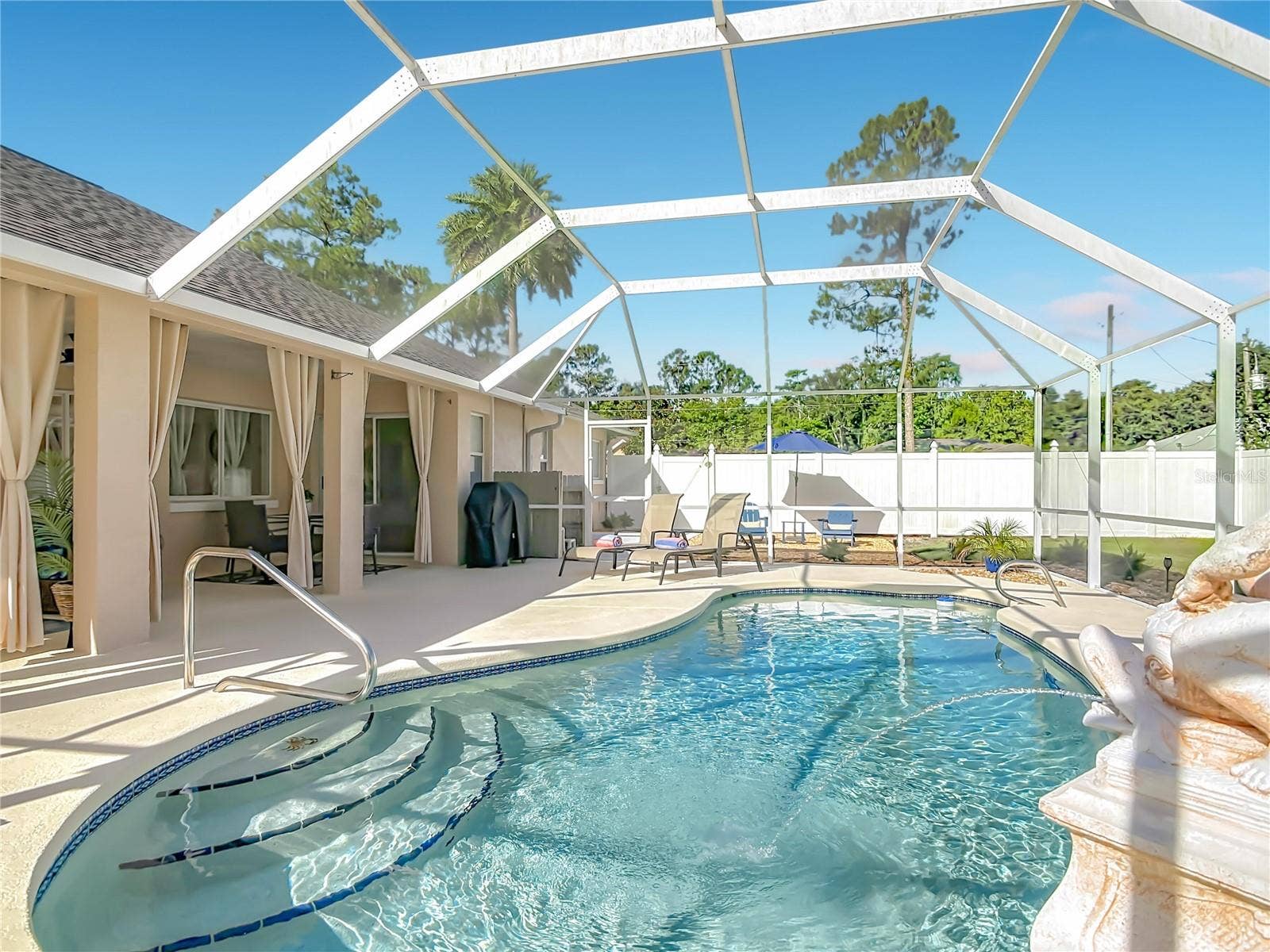 1 EASTMOOR LANE, Palm Coast, FL 32164