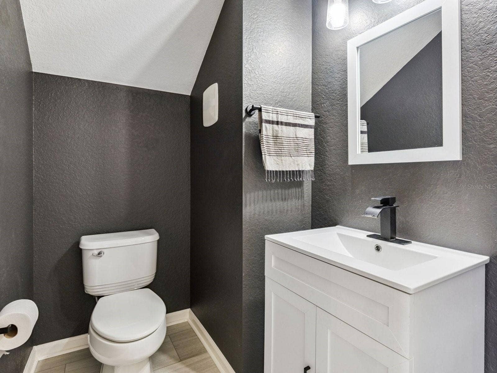 7712 FORDSON LANE, Windermere, FL 34786 7712 FORDSON LANE, Windermere, FL 34786