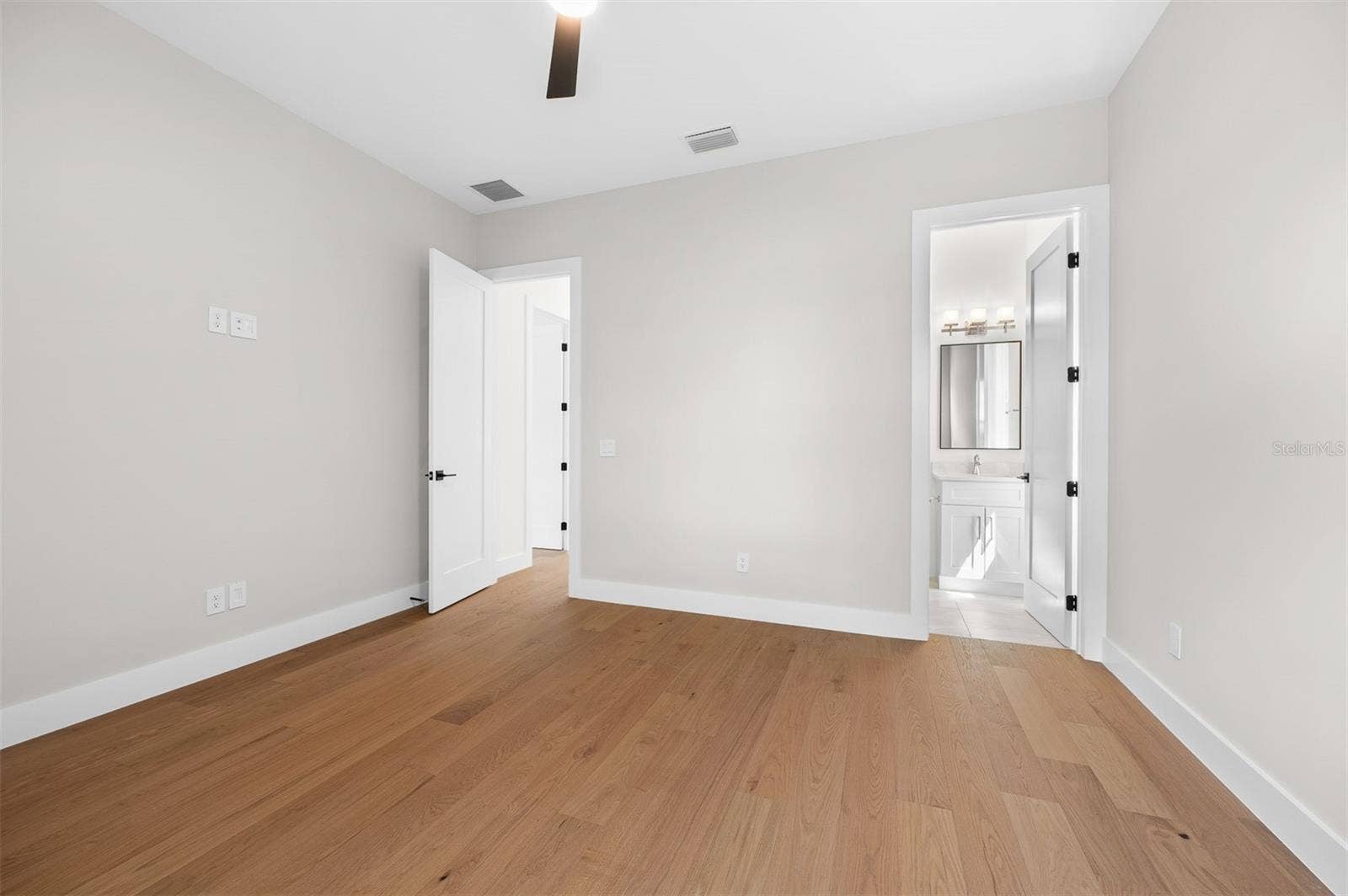 2630 HARRISON AVENUE, Orlando, FL 32804 2630 HARRISON AVENUE, Orlando, FL 32804