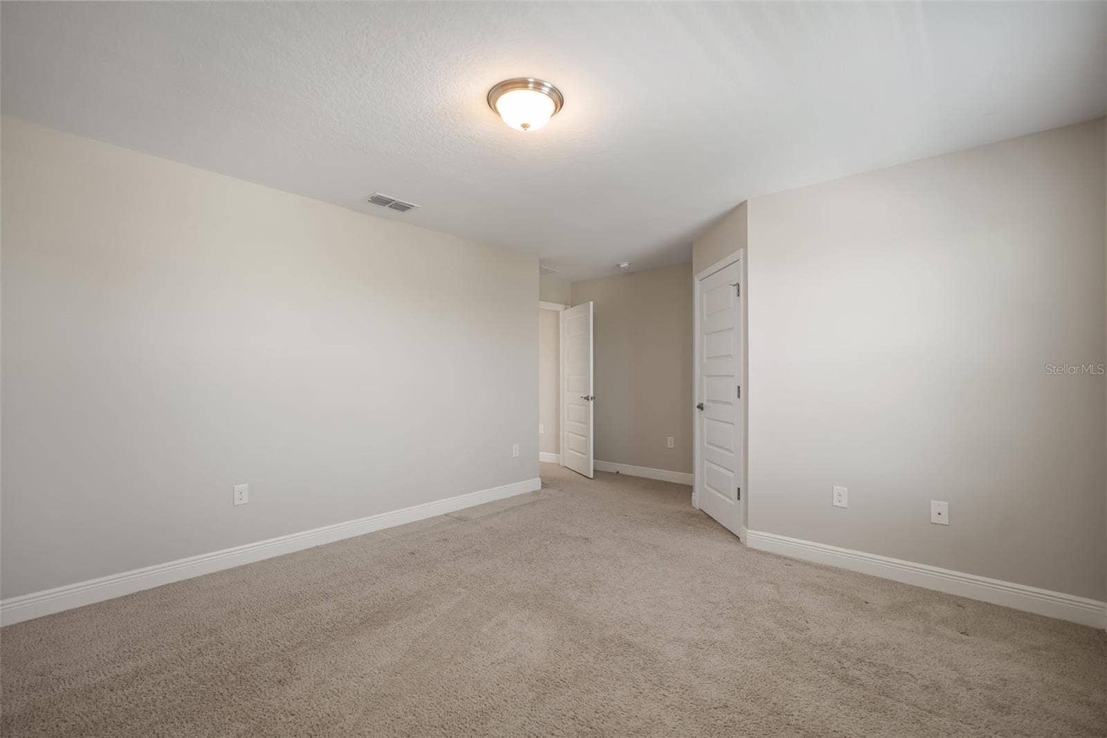 9561 WATERWAY PASSAGE DRIVE, Winter Garden, FL 34787 9561 WATERWAY PASSAGE DRIVE, Winter Garden, FL 34787
