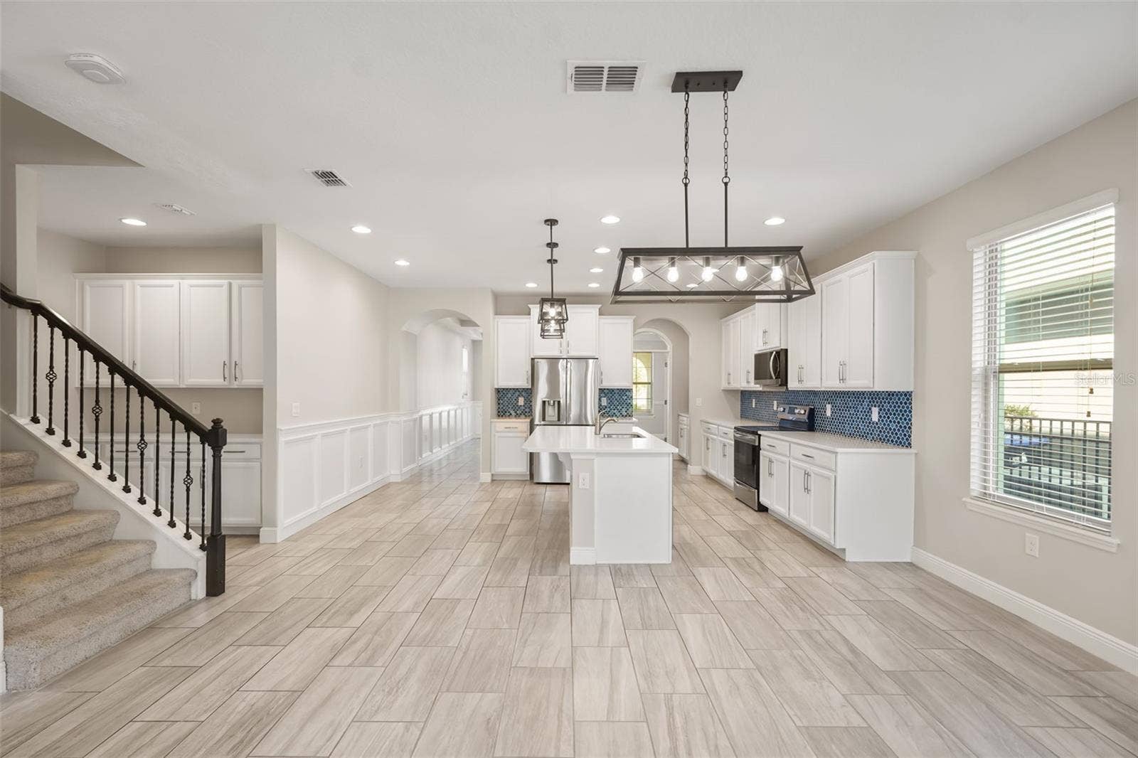9561 WATERWAY PASSAGE DRIVE, Winter Garden, FL 34787 9561 WATERWAY PASSAGE DRIVE, Winter Garden, FL 34787