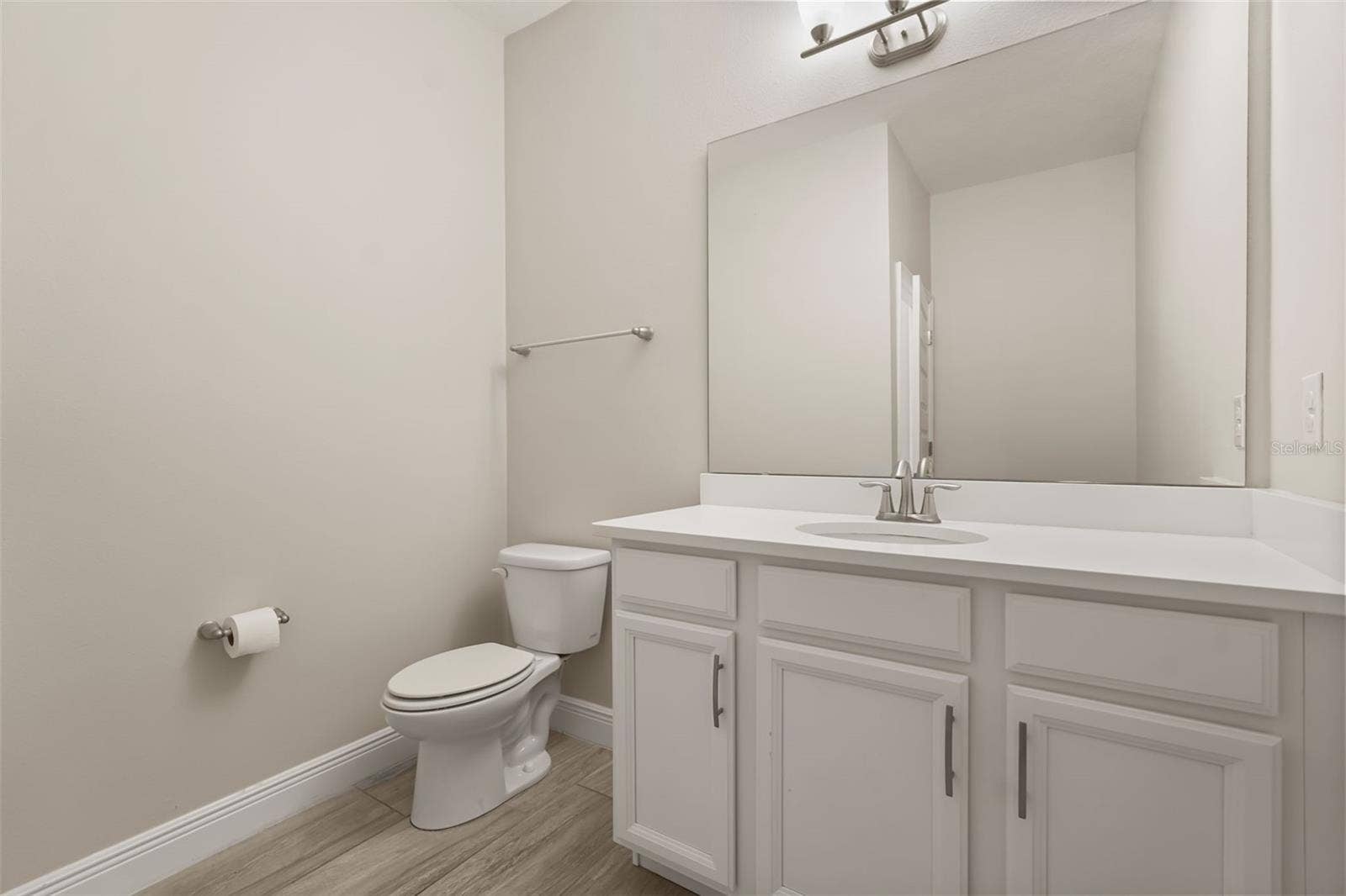9561 WATERWAY PASSAGE DRIVE, Winter Garden, FL 34787 9561 WATERWAY PASSAGE DRIVE, Winter Garden, FL 34787