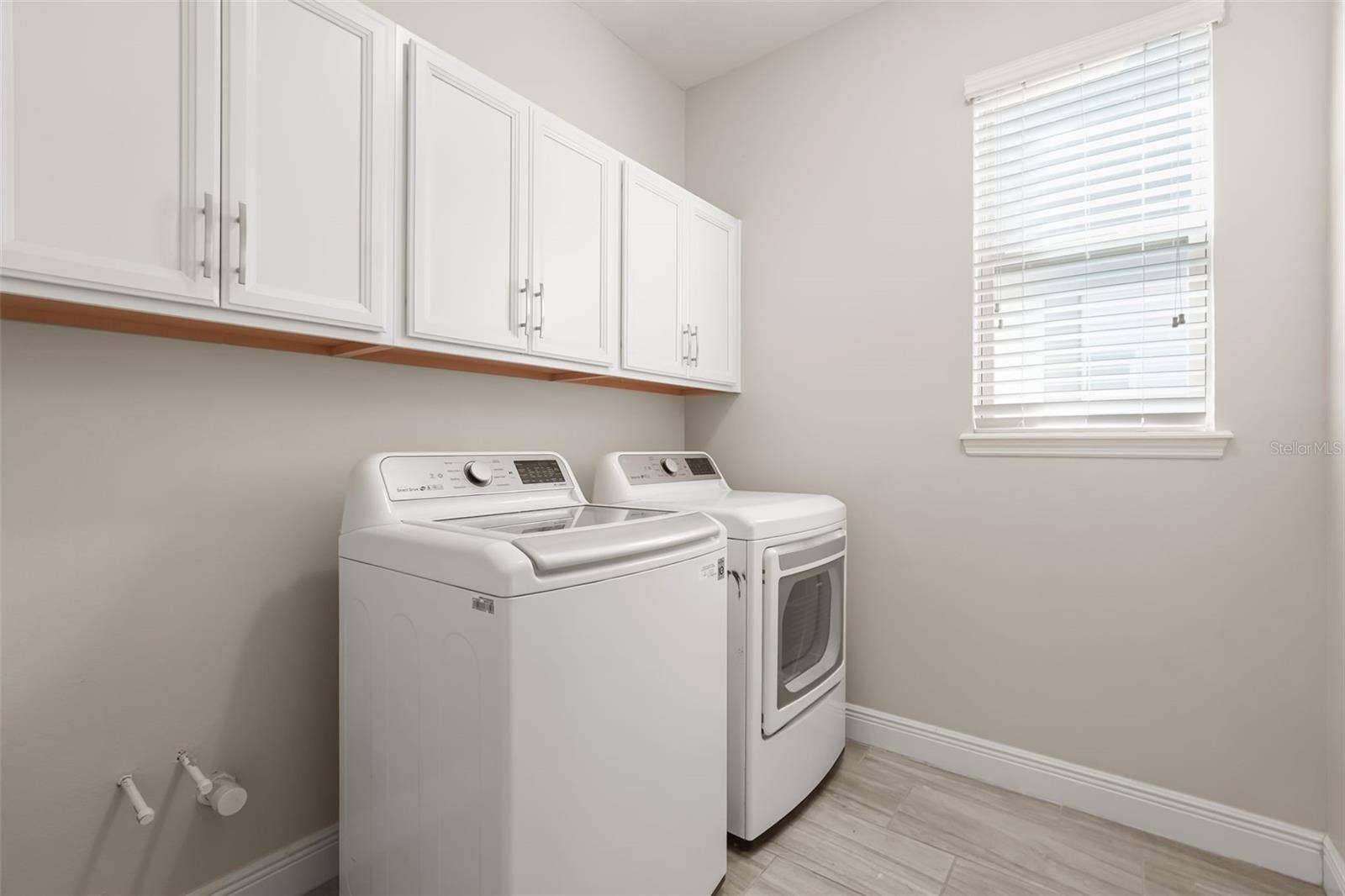 9561 WATERWAY PASSAGE DRIVE, Winter Garden, FL 34787 9561 WATERWAY PASSAGE DRIVE, Winter Garden, FL 34787