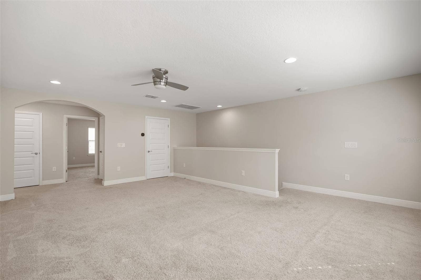 9561 WATERWAY PASSAGE DRIVE, Winter Garden, FL 34787 9561 WATERWAY PASSAGE DRIVE, Winter Garden, FL 34787