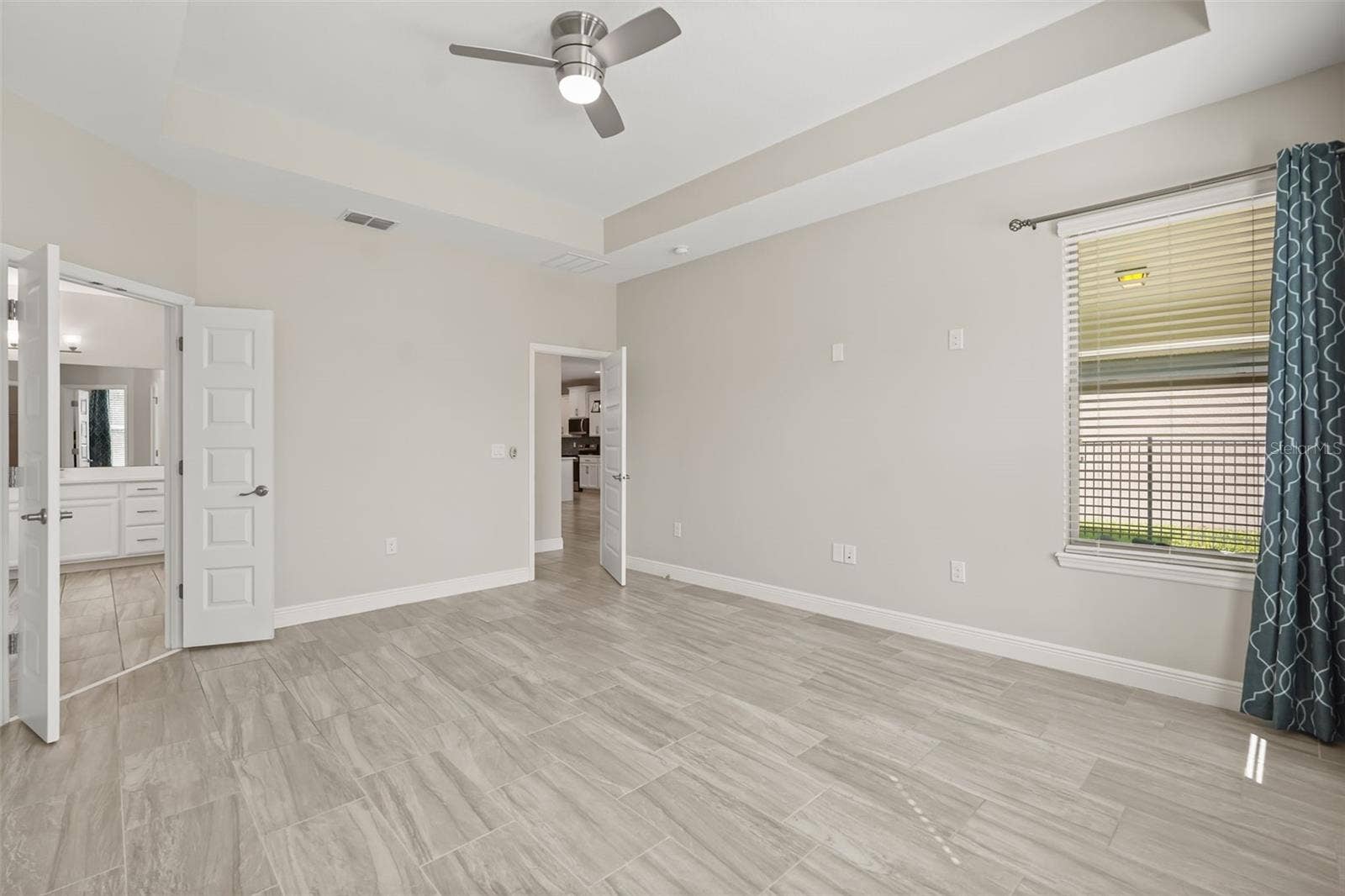 9561 WATERWAY PASSAGE DRIVE, Winter Garden, FL 34787 9561 WATERWAY PASSAGE DRIVE, Winter Garden, FL 34787