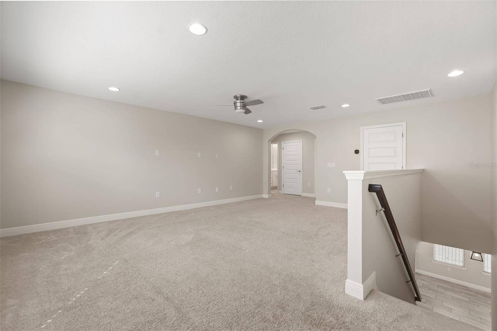9561 WATERWAY PASSAGE DRIVE, Winter Garden, FL 34787 9561 WATERWAY PASSAGE DRIVE, Winter Garden, FL 34787
