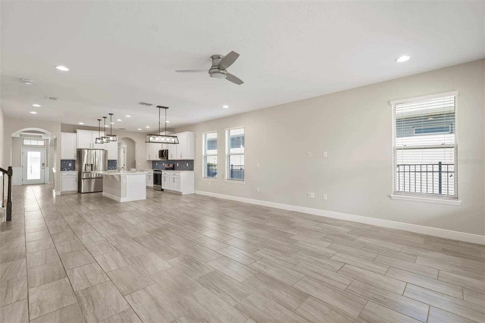 9561 WATERWAY PASSAGE DRIVE, Winter Garden, FL 34787 9561 WATERWAY PASSAGE DRIVE, Winter Garden, FL 34787