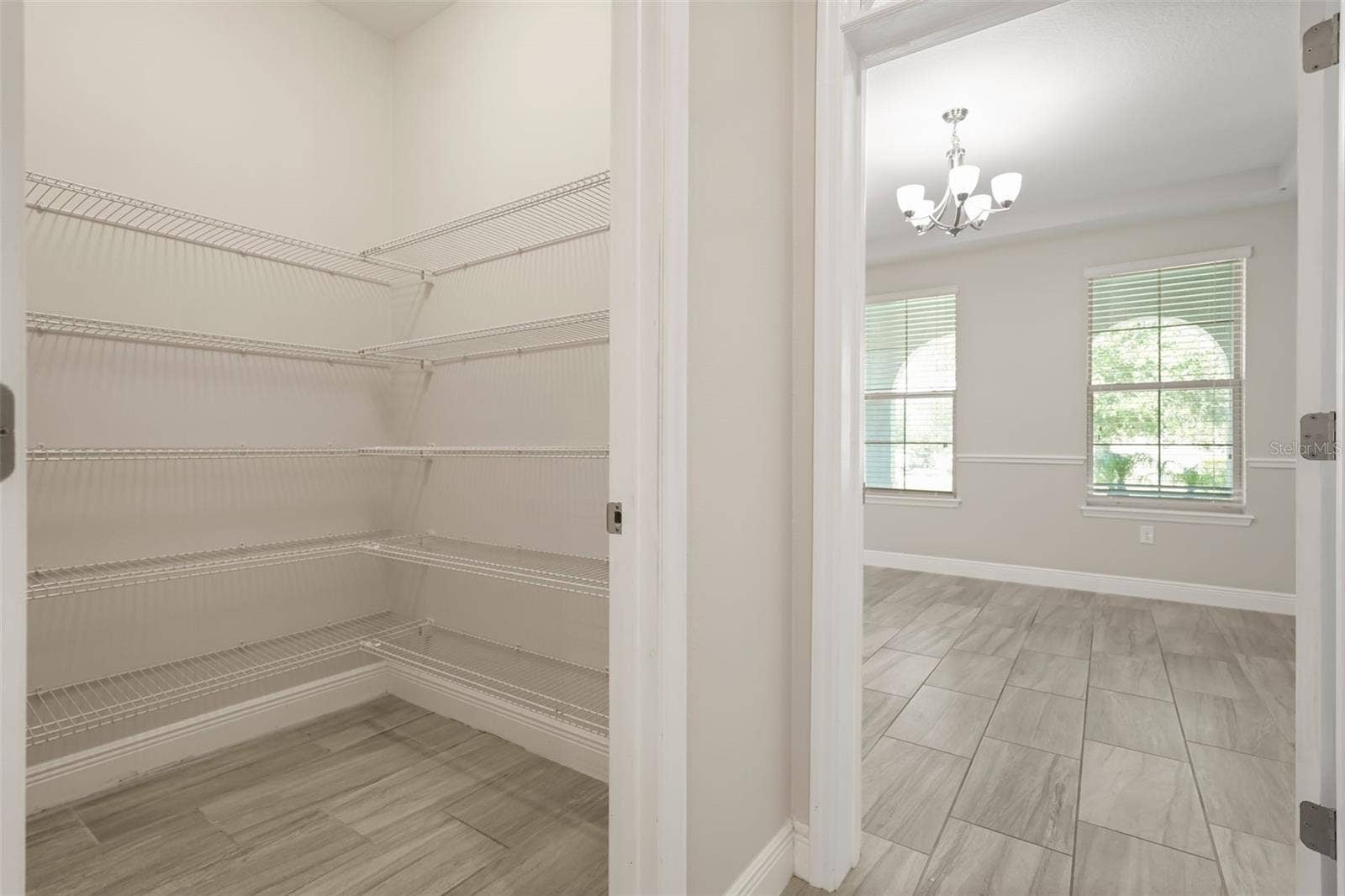 9561 WATERWAY PASSAGE DRIVE, Winter Garden, FL 34787 9561 WATERWAY PASSAGE DRIVE, Winter Garden, FL 34787