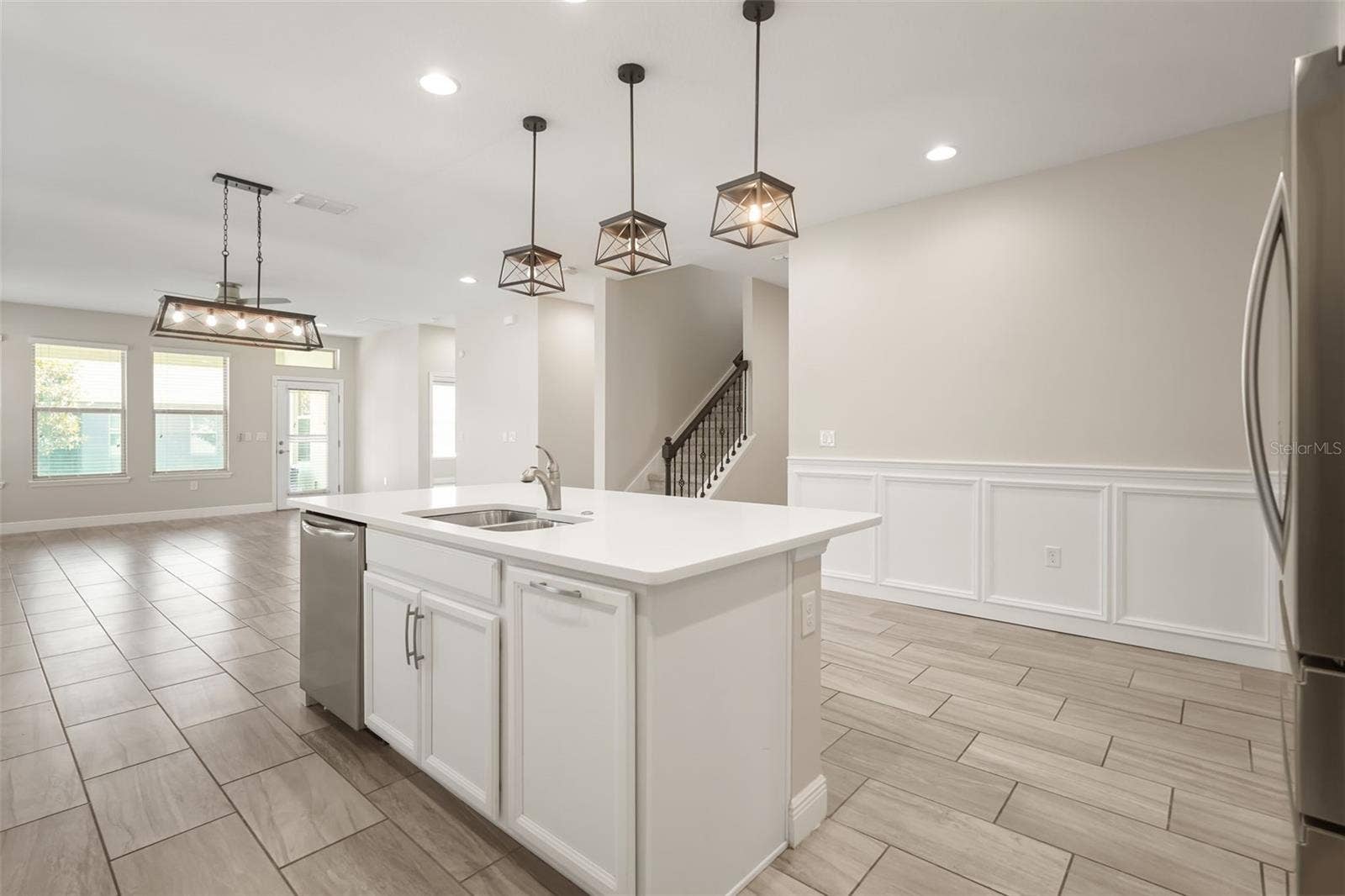 9561 WATERWAY PASSAGE DRIVE, Winter Garden, FL 34787 9561 WATERWAY PASSAGE DRIVE, Winter Garden, FL 34787