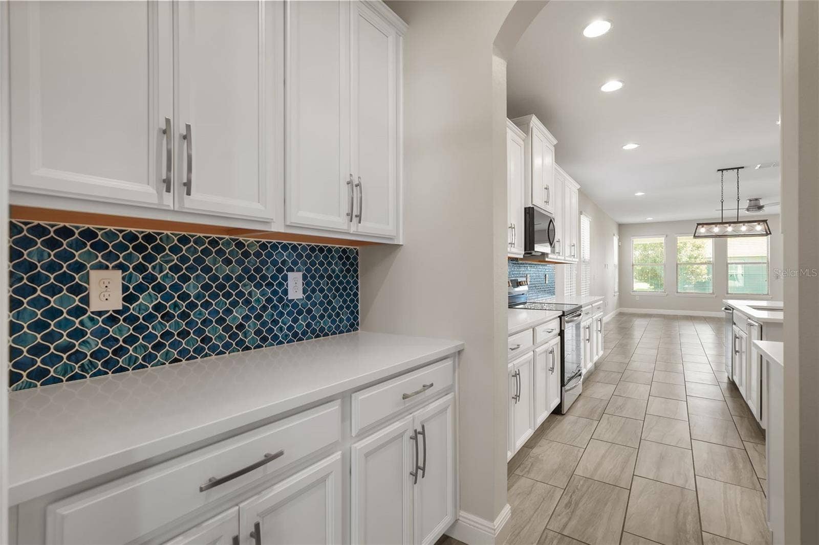 9561 WATERWAY PASSAGE DRIVE, Winter Garden, FL 34787 9561 WATERWAY PASSAGE DRIVE, Winter Garden, FL 34787