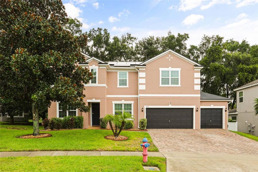 Property photo for 925 COUNTS CREST CIRCLE, Apopka, FL