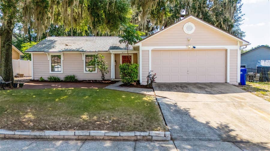 Property photo for 401 HAGER DRIVE, Ocoee, FL