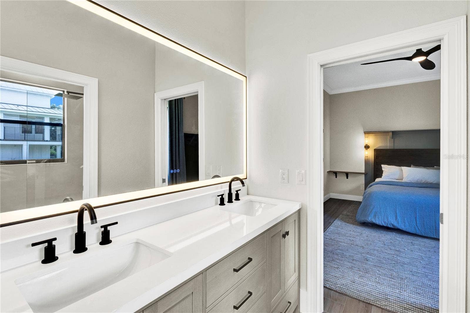 7720 FICQUETTE ROAD, Windermere, FL 34786 JACK & JILL BATHROOM