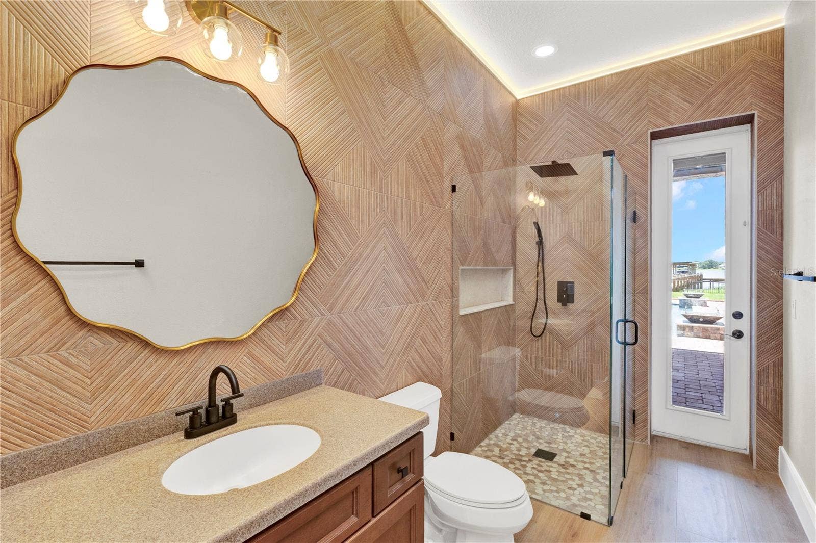7720 FICQUETTE ROAD, Windermere, FL 34786 POOL BATHROOM